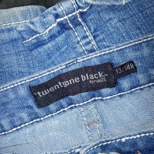 Twenty-one black blue jeans